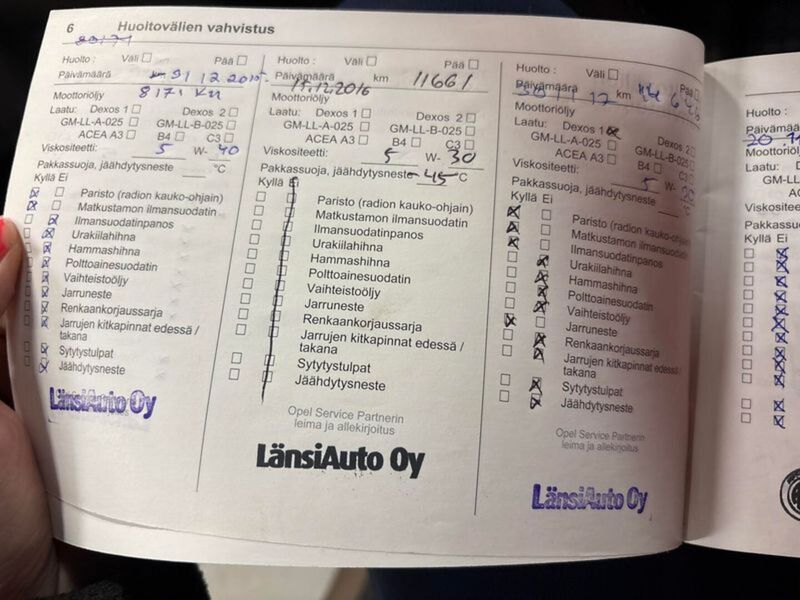 Opel Astra vaihtoauto