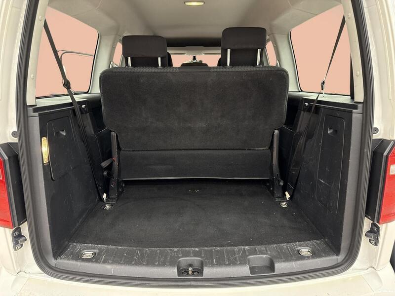 Volkswagen Caddy Maxi vaihtoauto