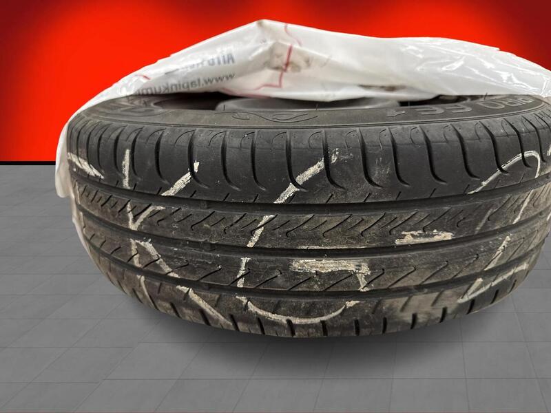 Nissan Almera vaihtoauto