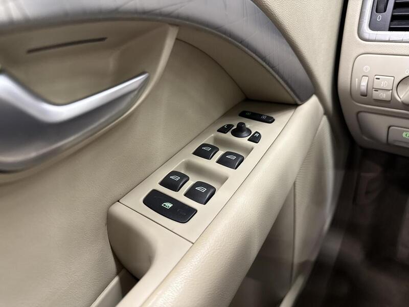 Volvo XC70 vaihtoauto