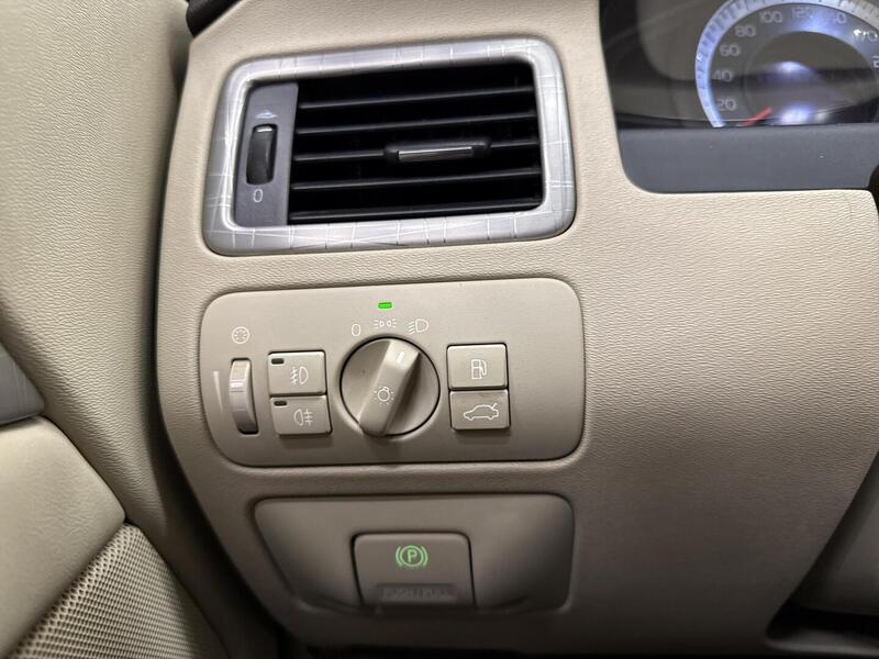 Volvo XC70 vaihtoauto