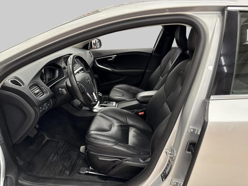 Volvo V40 vaihtoauto