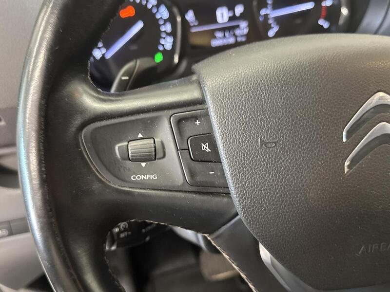 Citroën Jumpy vaihtoauto