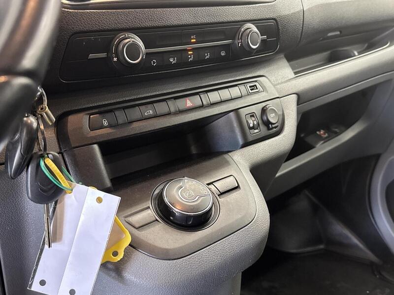 Citroën Jumpy vaihtoauto