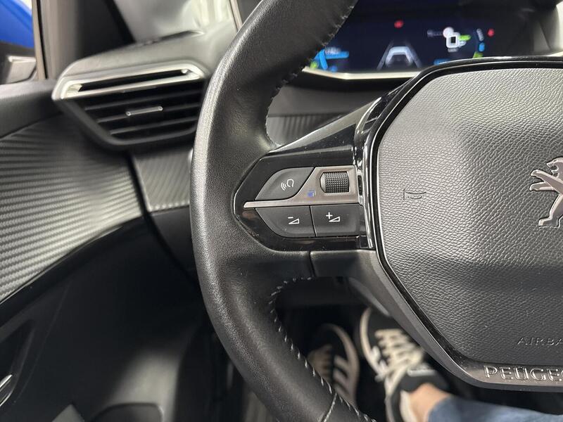 Peugeot e-208 vaihtoauto