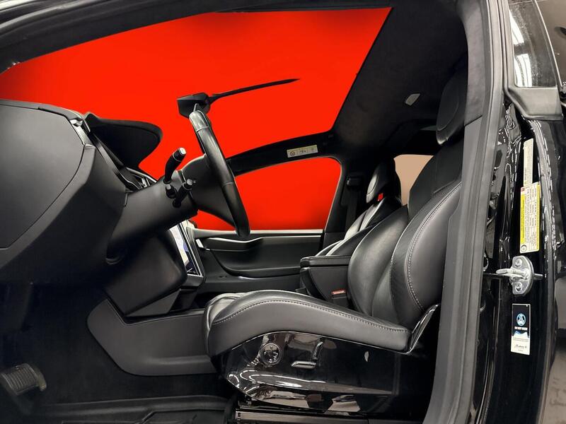 Tesla Model X vaihtoauto