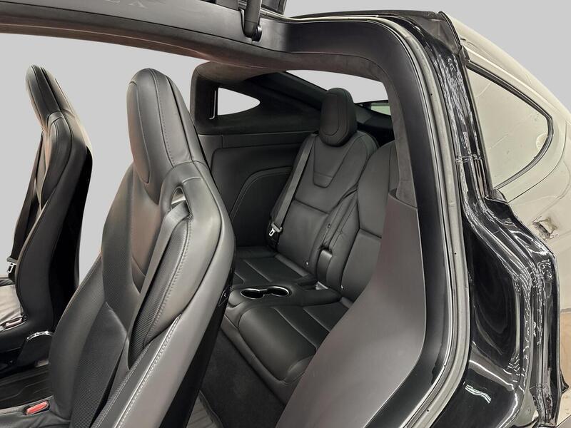 Tesla Model X vaihtoauto