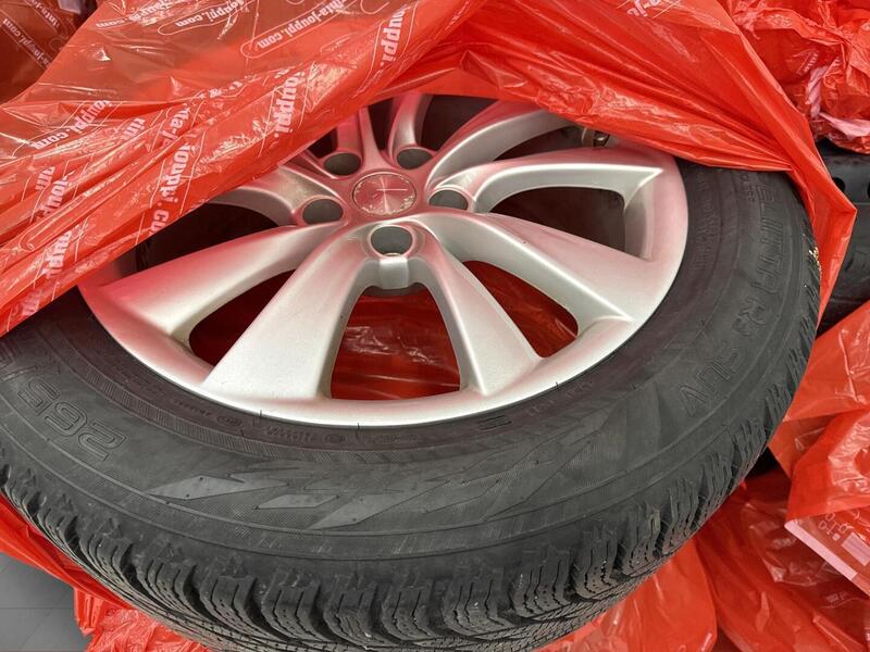 Tesla Model X vaihtoauto