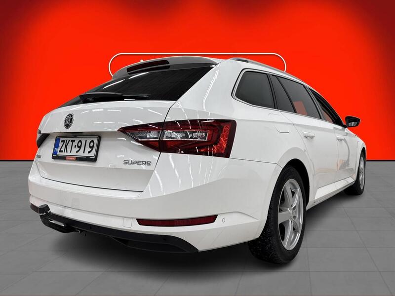 Skoda Superb vaihtoauto