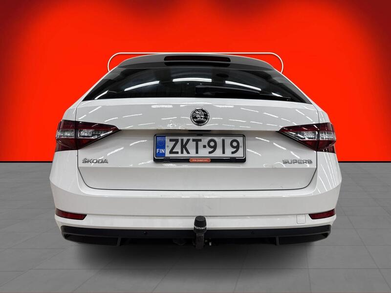 Skoda Superb vaihtoauto