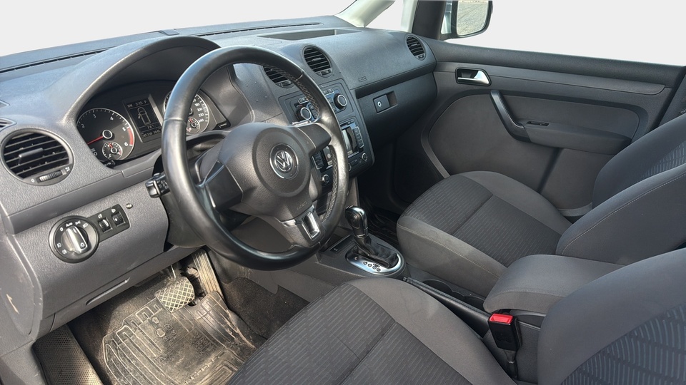 Volkswagen Caddy Maxi vaihtoauto