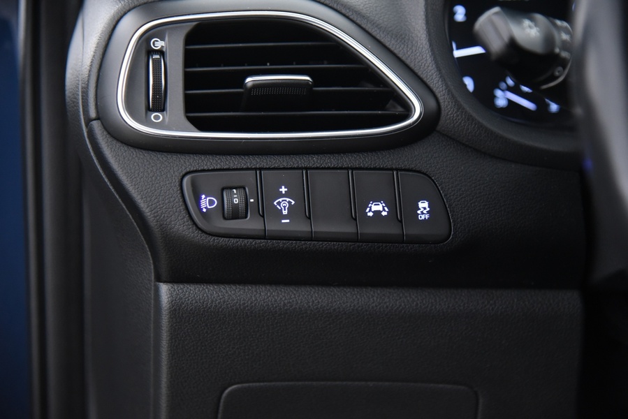 Hyundai i30 5d vaihtoauto