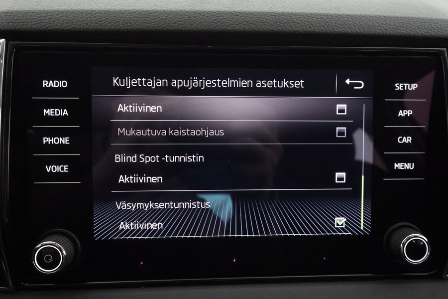 Skoda Karoq vaihtoauto