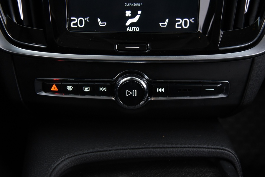 Volvo V90 Cross Country vaihtoauto