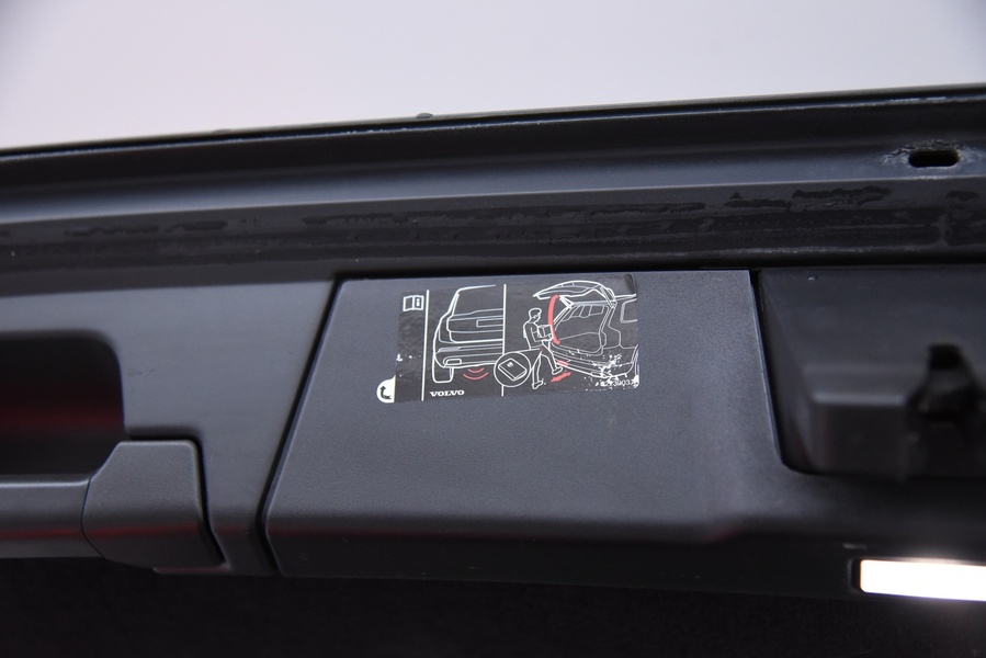 Volvo V90 Cross Country vaihtoauto