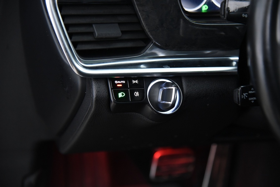 Porsche Panamera vaihtoauto