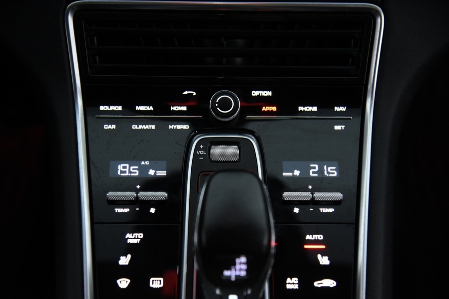 Porsche Panamera vaihtoauto