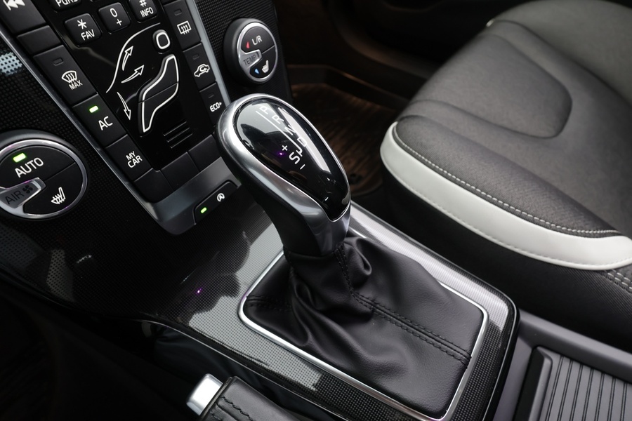 Volvo V40 Cross Country vaihtoauto