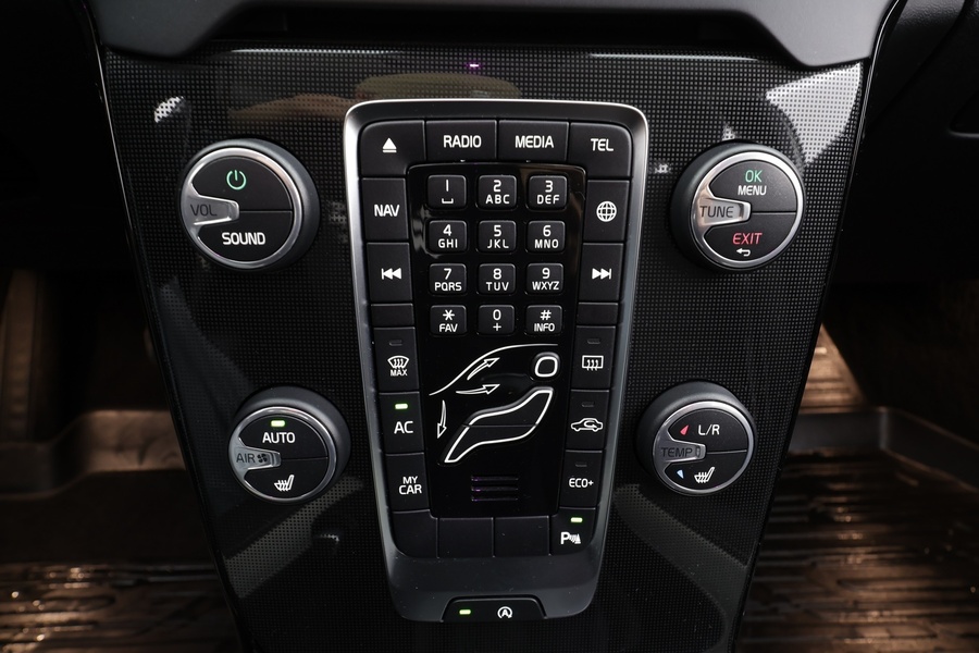 Volvo V40 Cross Country vaihtoauto