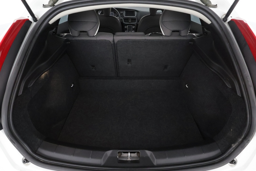 Volvo V40 Cross Country vaihtoauto