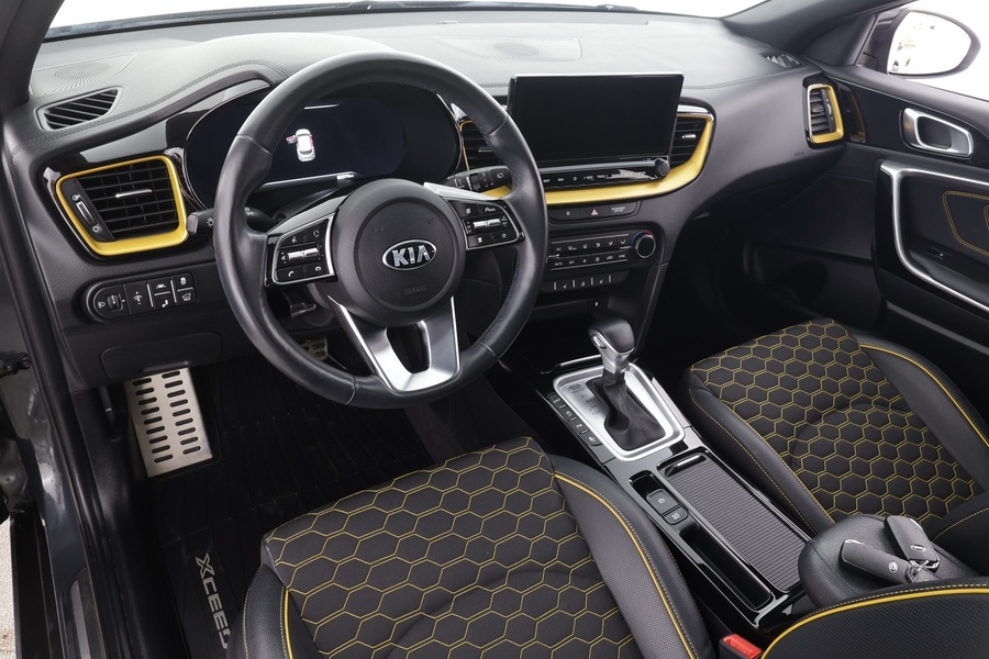 Kia XCeed vaihtoauto