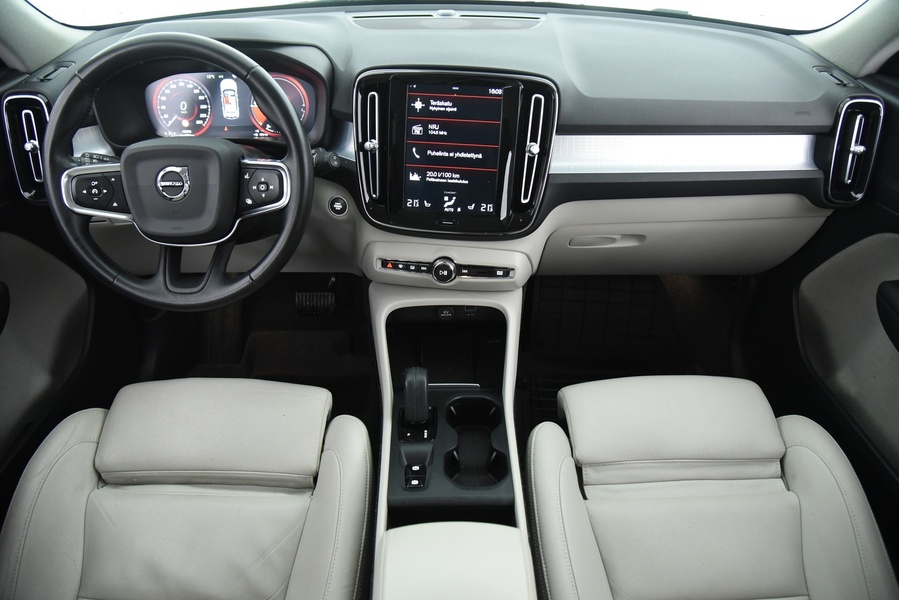 Volvo XC40 vaihtoauto