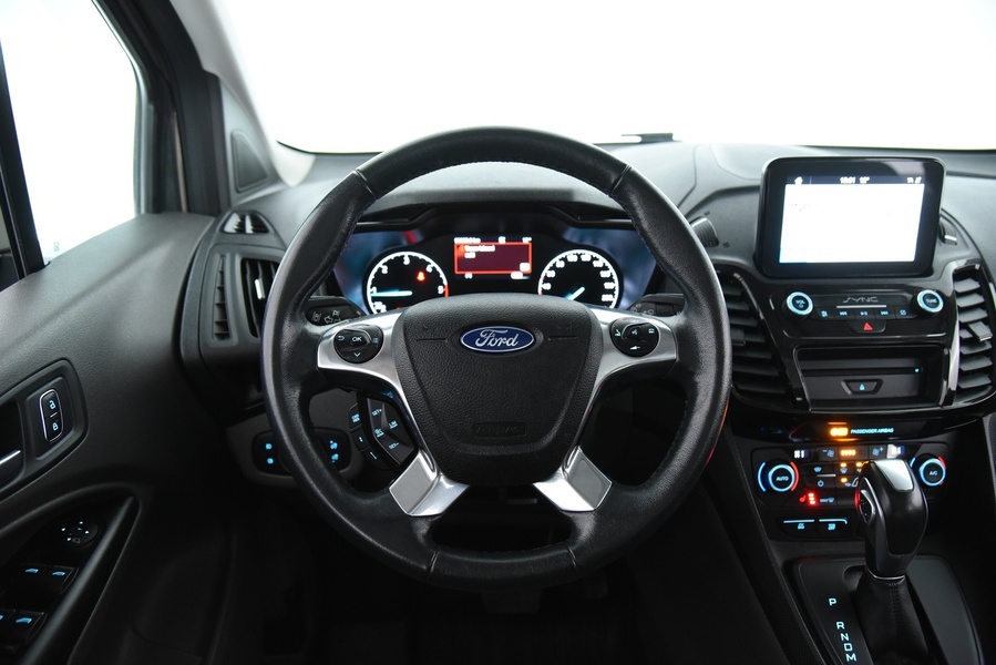 Ford Grand Tourneo Connect vaihtoauto