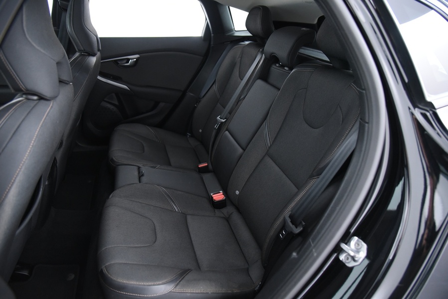 Volvo V40 Cross Country vaihtoauto