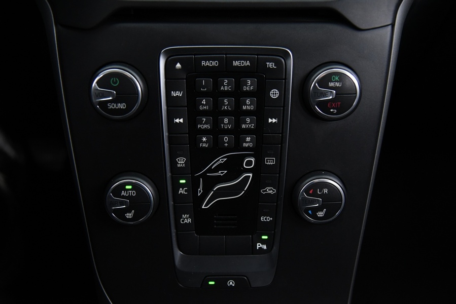 Volvo V40 Cross Country vaihtoauto