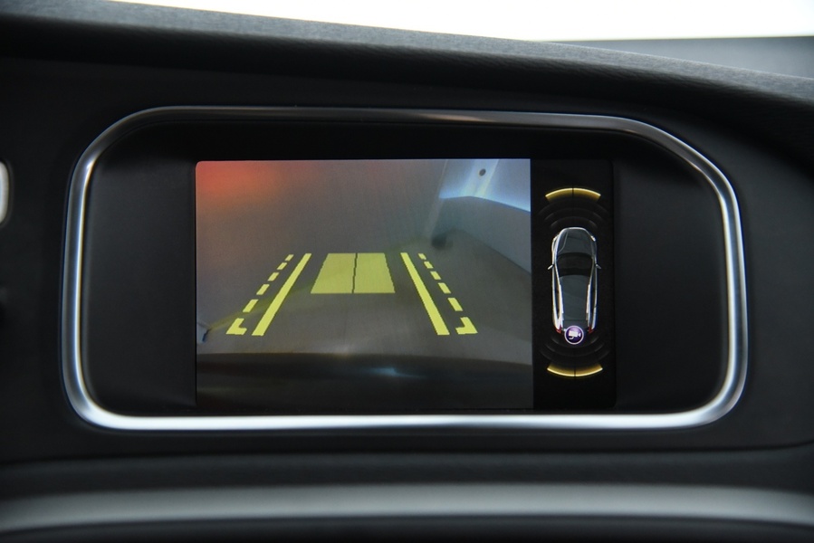 Volvo V40 Cross Country vaihtoauto