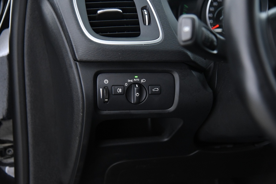 Volvo V40 Cross Country vaihtoauto