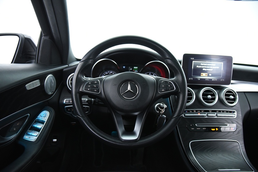 Mercedes-Benz C vaihtoauto