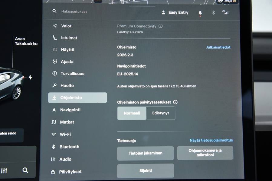 Tesla Model 3 vaihtoauto