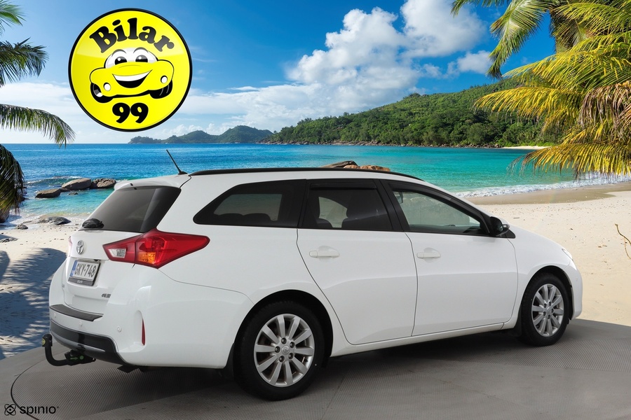 Toyota Auris vaihtoauto