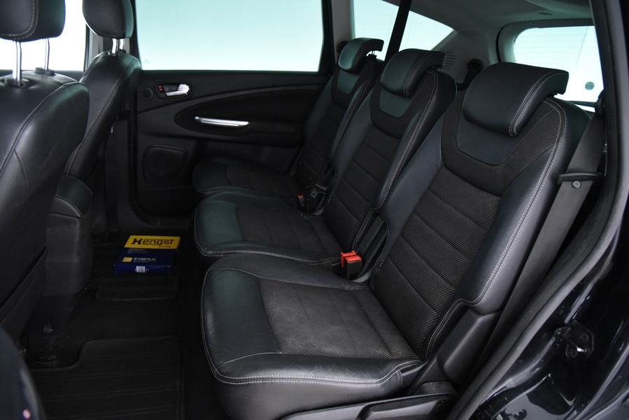 Ford S-MAX vaihtoauto