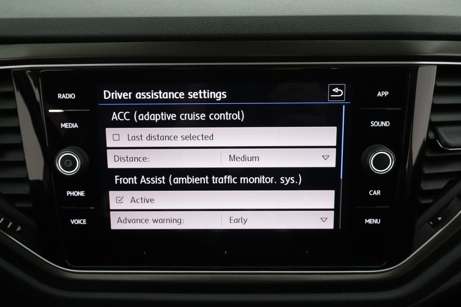 Volkswagen T-Roc vaihtoauto