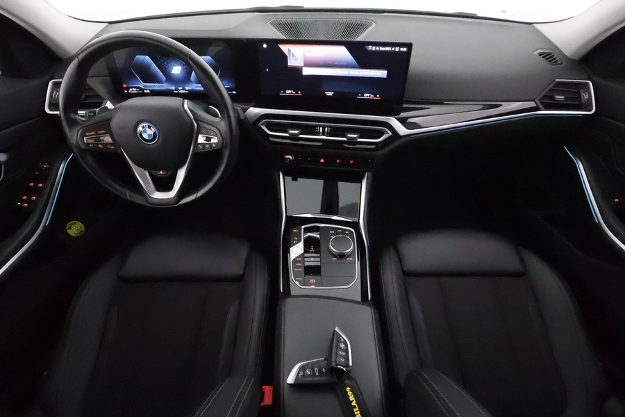 BMW 330 vaihtoauto