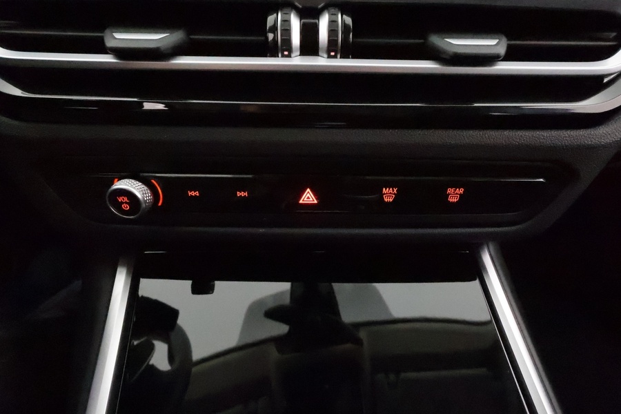 BMW 330 vaihtoauto