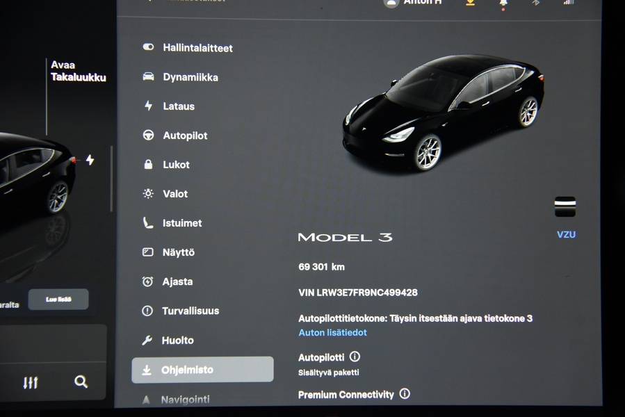 Tesla Model 3 vaihtoauto