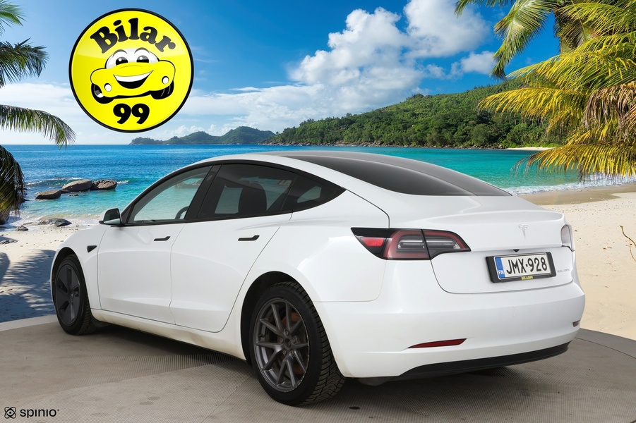 Tesla Model 3 vaihtoauto