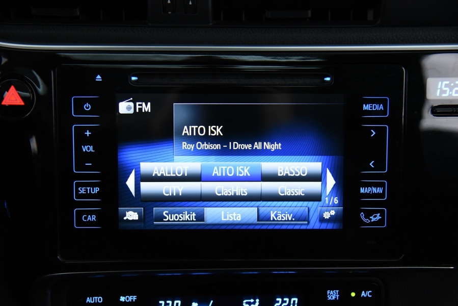 Toyota Auris vaihtoauto