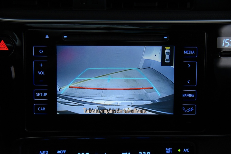 Toyota Auris vaihtoauto