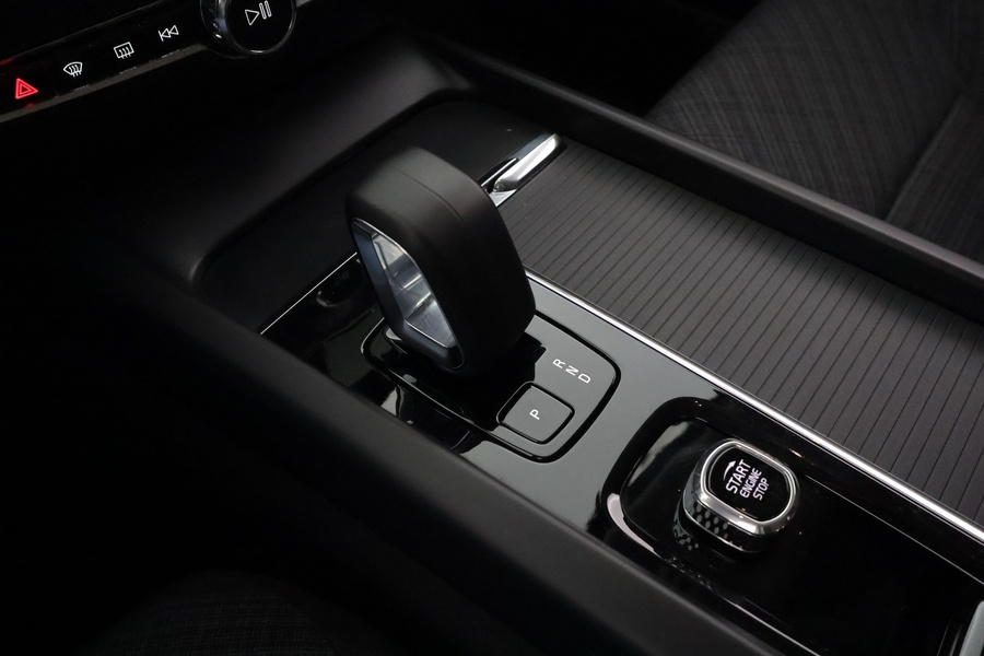 Volvo V60 Cross Country vaihtoauto