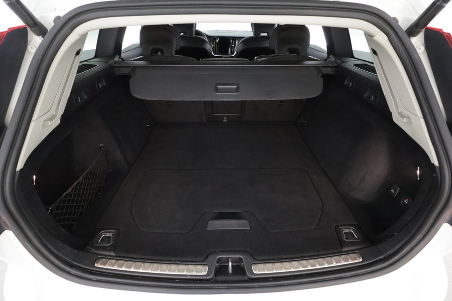 Volvo V60 Cross Country vaihtoauto