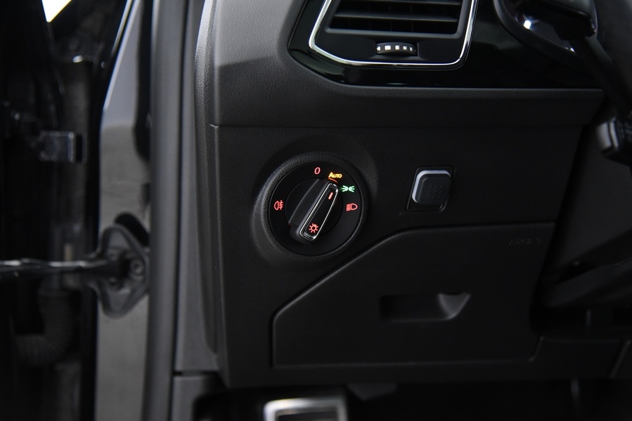 SEAT Leon ST vaihtoauto