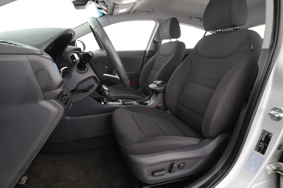 Hyundai IONIQ hybrid vaihtoauto