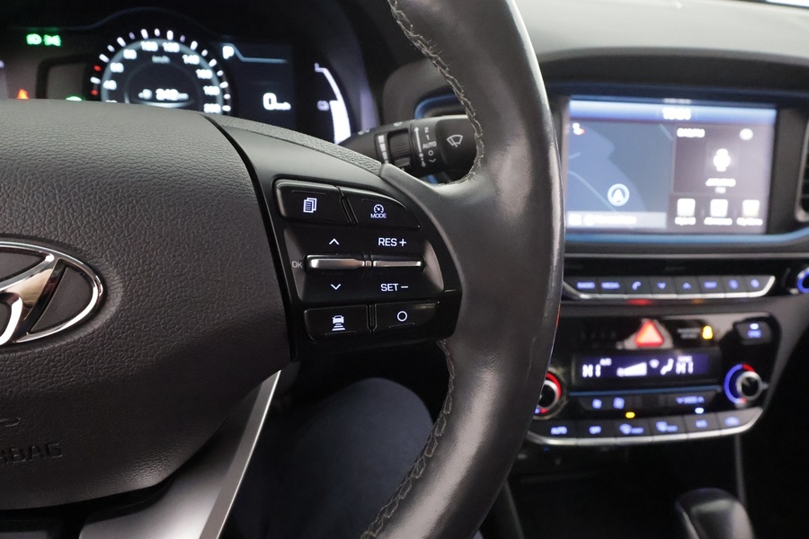 Hyundai IONIQ hybrid vaihtoauto