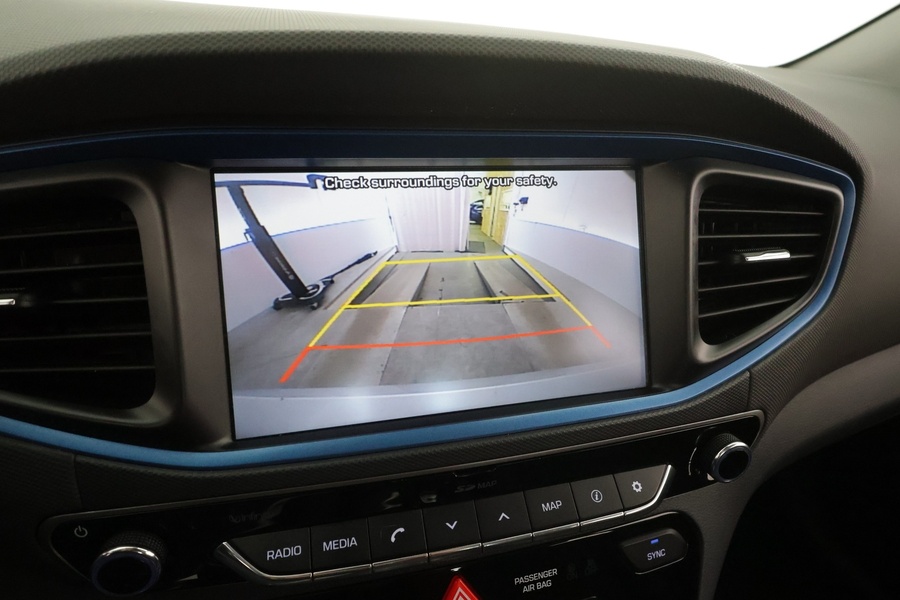 Hyundai IONIQ hybrid vaihtoauto