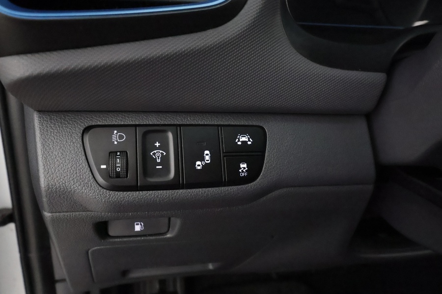 Hyundai IONIQ hybrid vaihtoauto