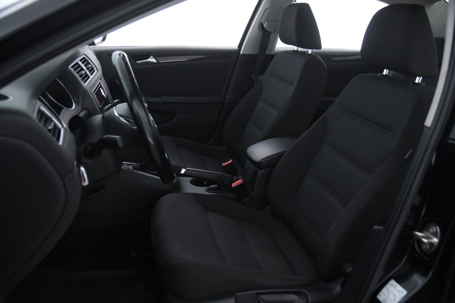 Volkswagen Jetta vaihtoauto